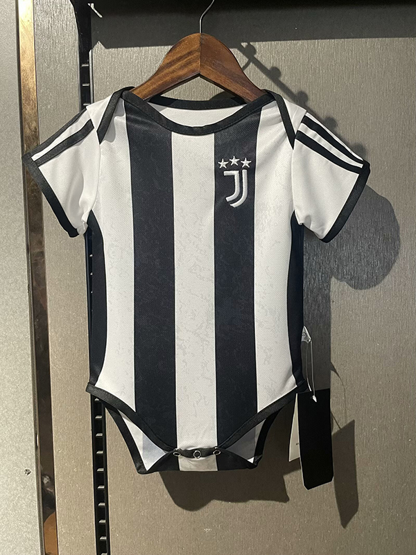 24-25 Season Juventus Home Black-White Color Baby Suit