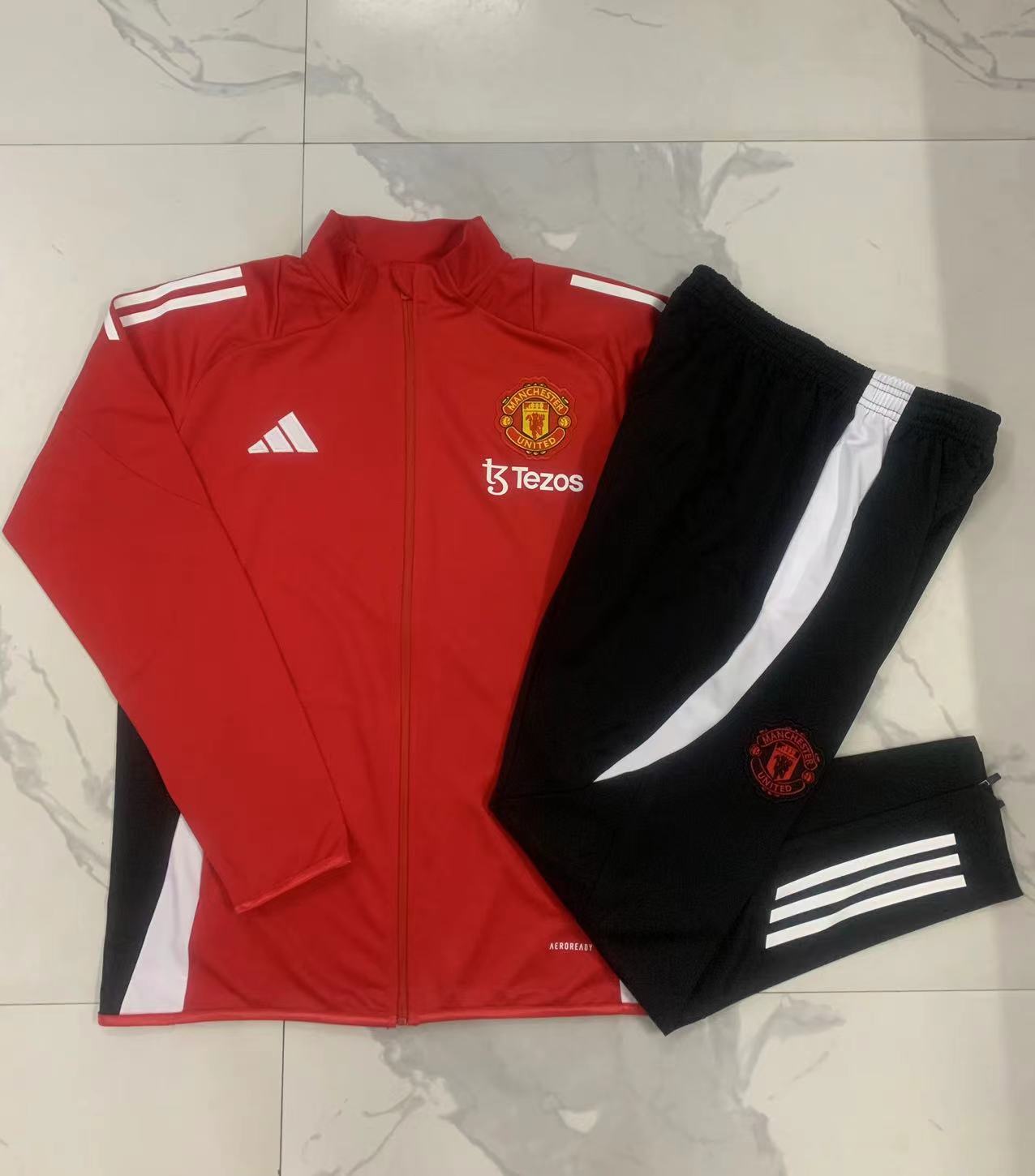 24-25 Season Manchester United Red Color Football Tracksuit