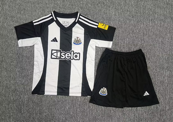 24-25 Season Newcastle Home Black-White Color Kids Football Kit