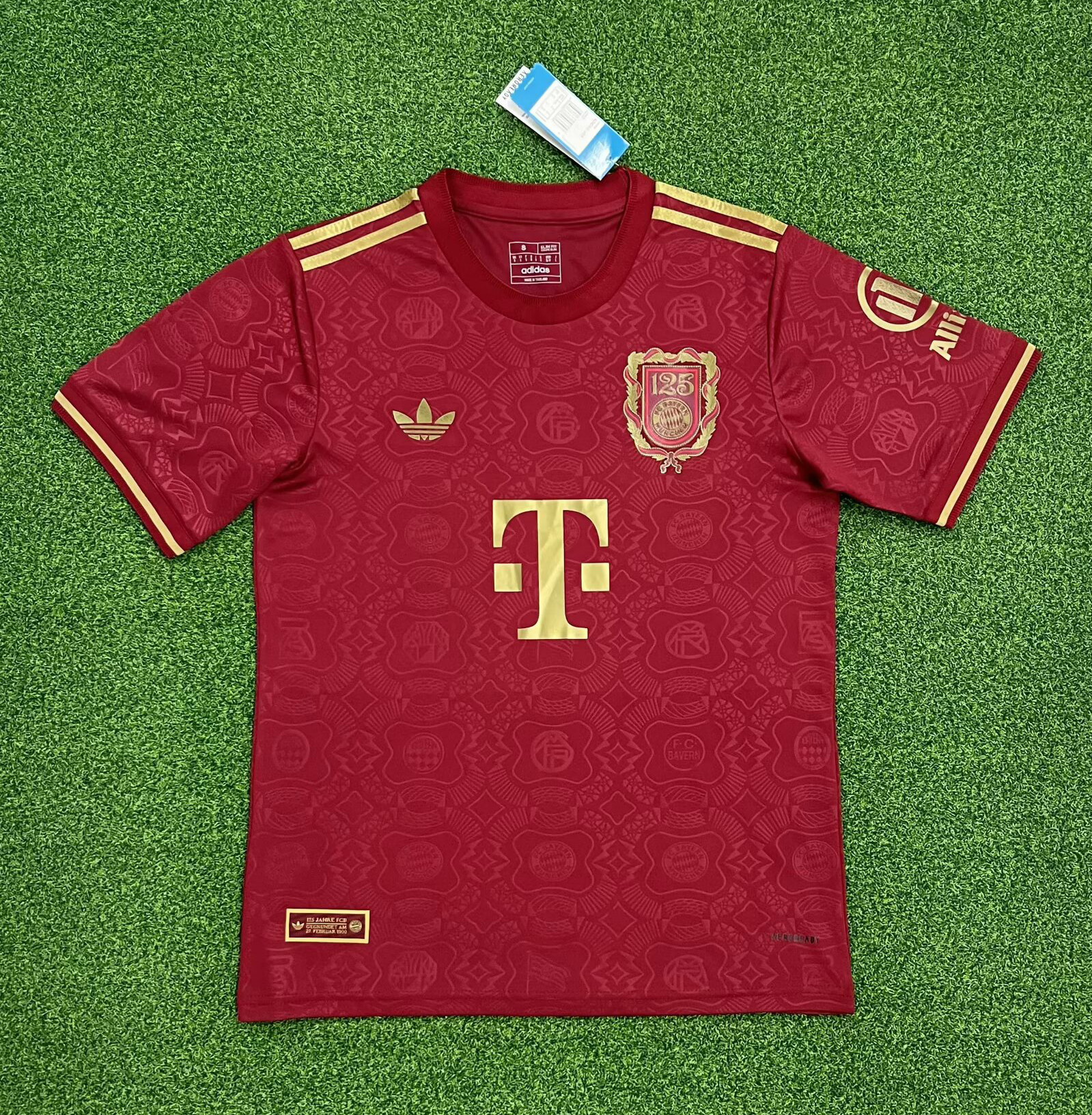 25-26 Season Bayern Munich 125th Anniversary Red Color Football Jersey