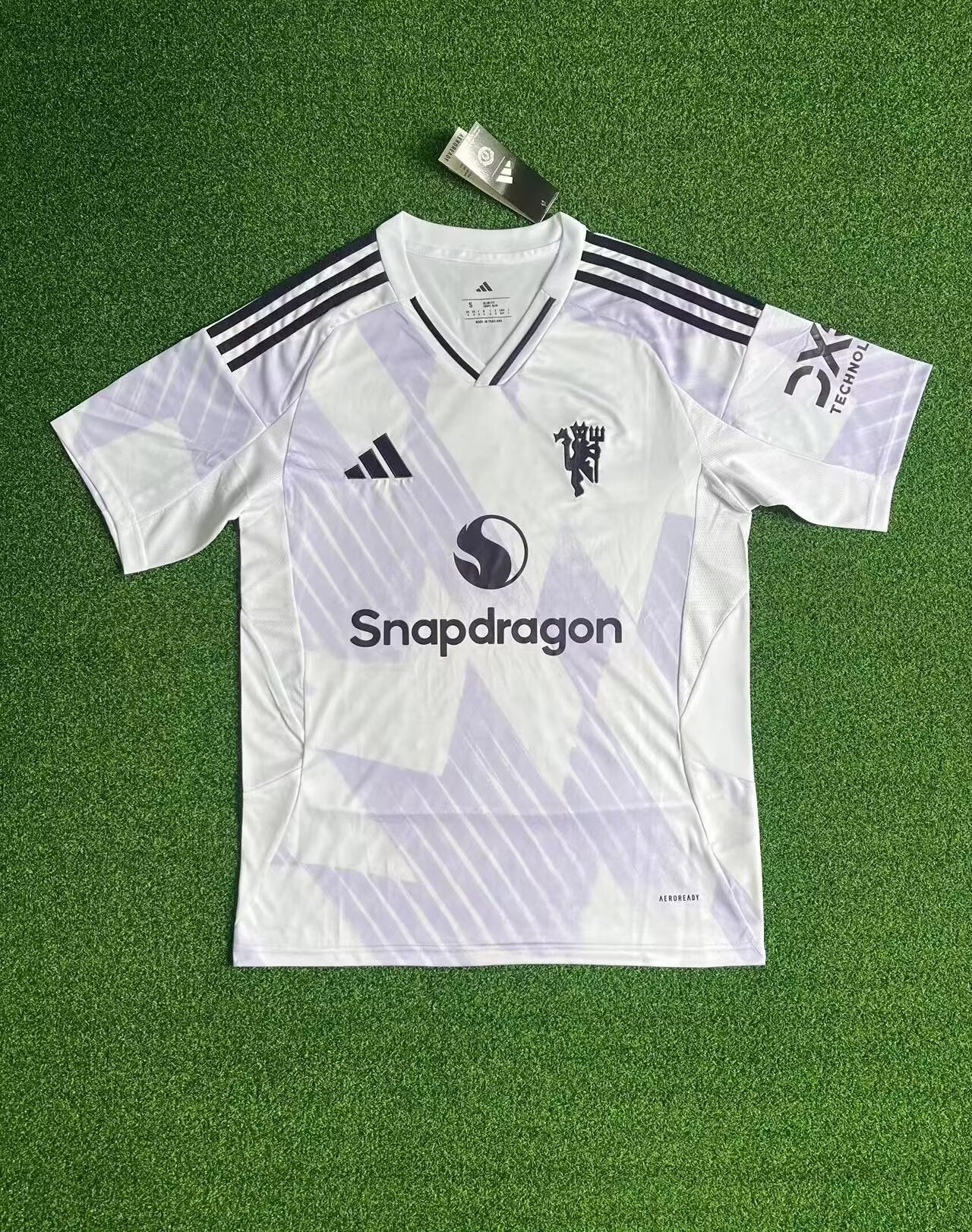 25-26 Season Manchester United Away White Color Football Jersey
